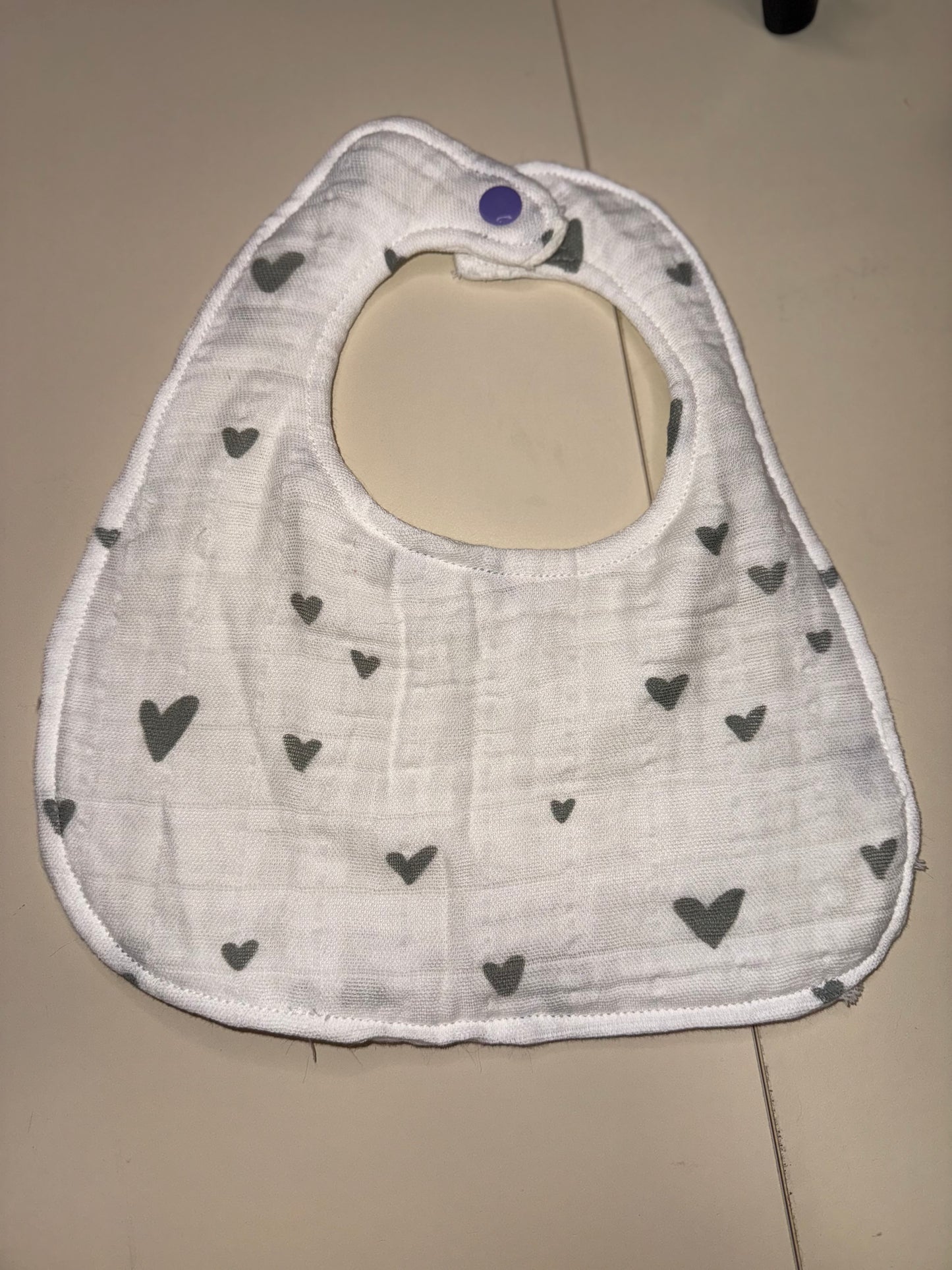 Neutral Hearts Bib